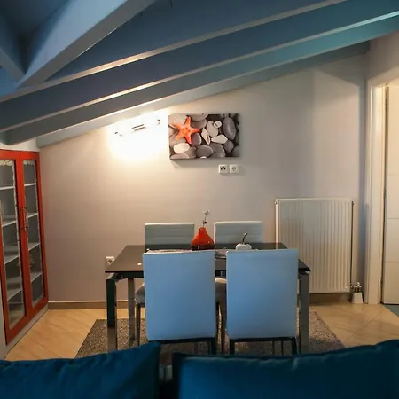 Blue Sky Apartment